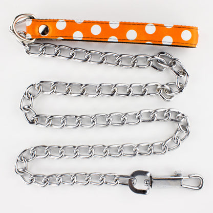 Correa Cadena: Círculos Blancos